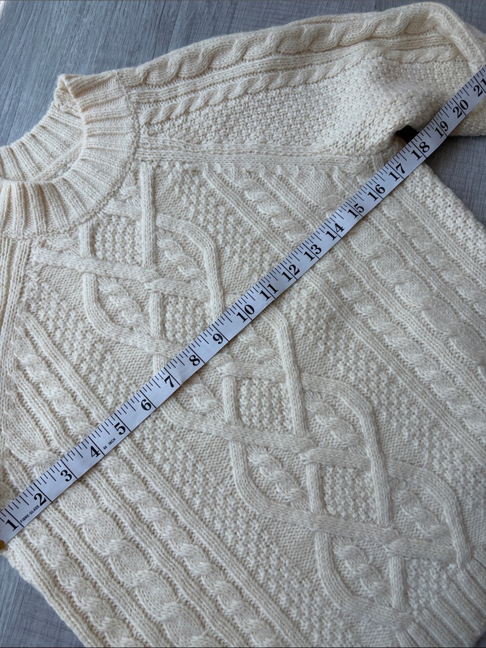 Abercrombie & Fitch Cream Cable Crew Sweater, Size XXS. - Picture 7 of 8